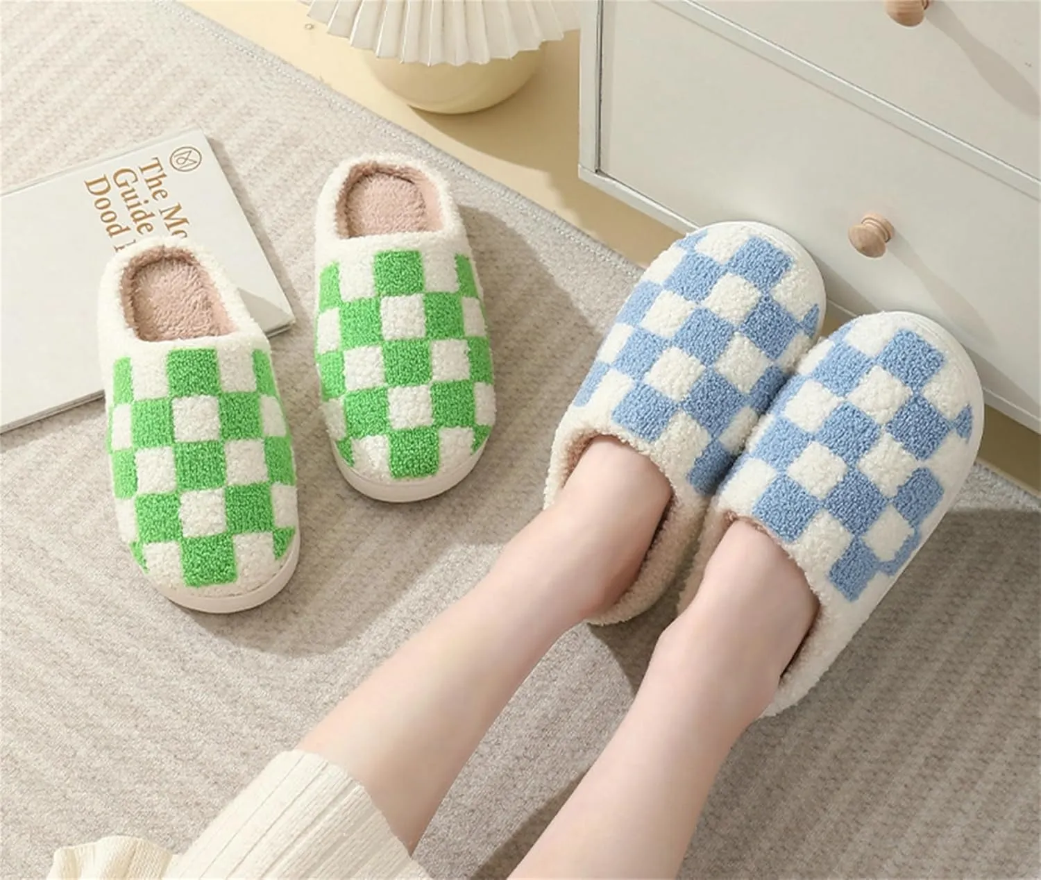 Checkered Fuzzy Memory Foam Men's House Slippers - Trendy Checkerboard Fluffy Preppy Bedroom Closed Toe Sandals
