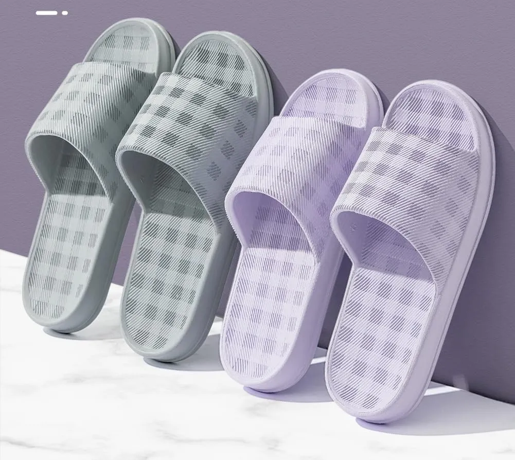 Checkered Slides Women Cloud Pillow Slides House Bathroom Shower Shoes Thick Sole Non-Slip Sandals Indoor Outdoor Couples