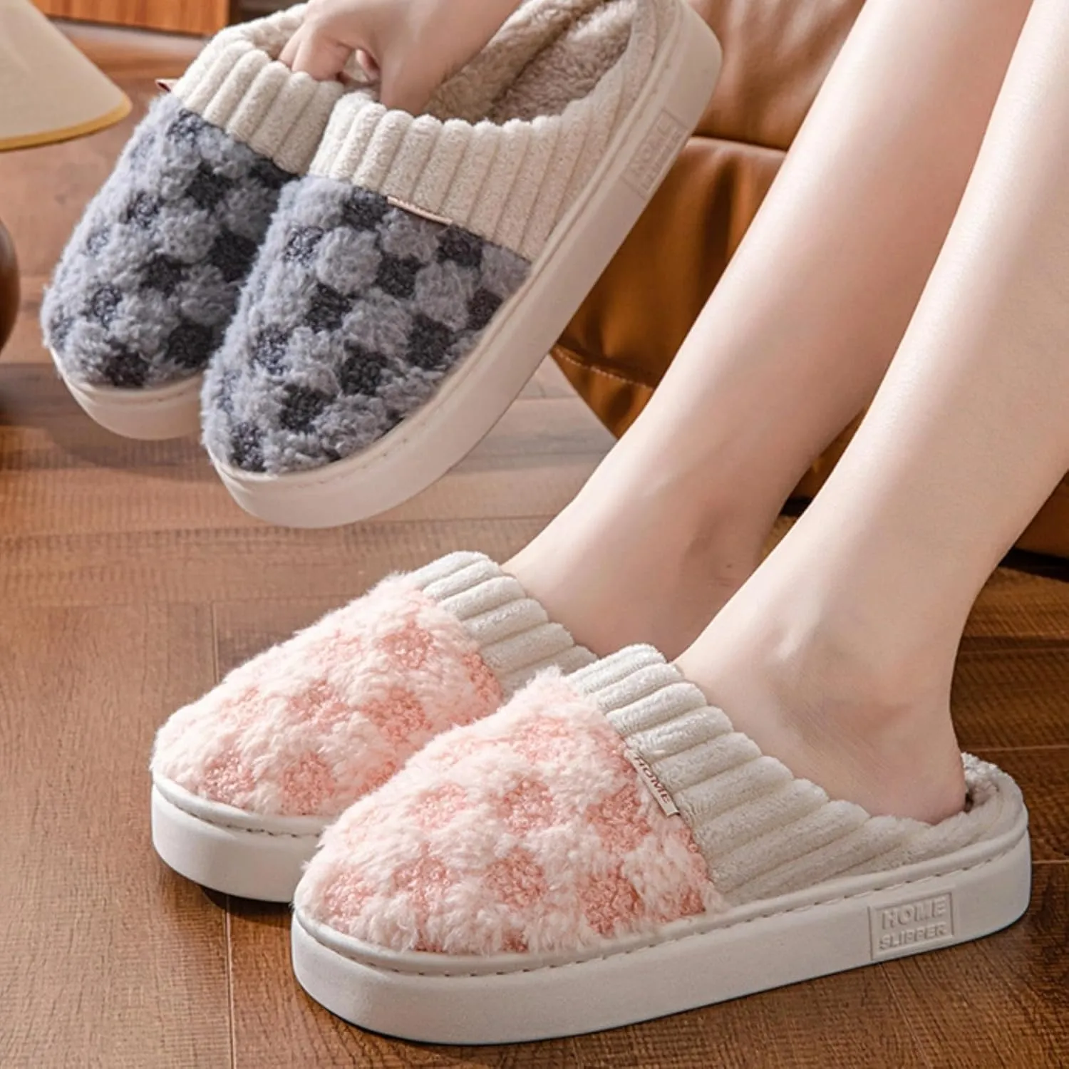 Checkered Slippers for Women Indoor Slides Non Slip House Slippers for Women Men Couple Plush Warm Home Slippers Fuzzy Slippers Bedroom Shoes Slip On Slippers