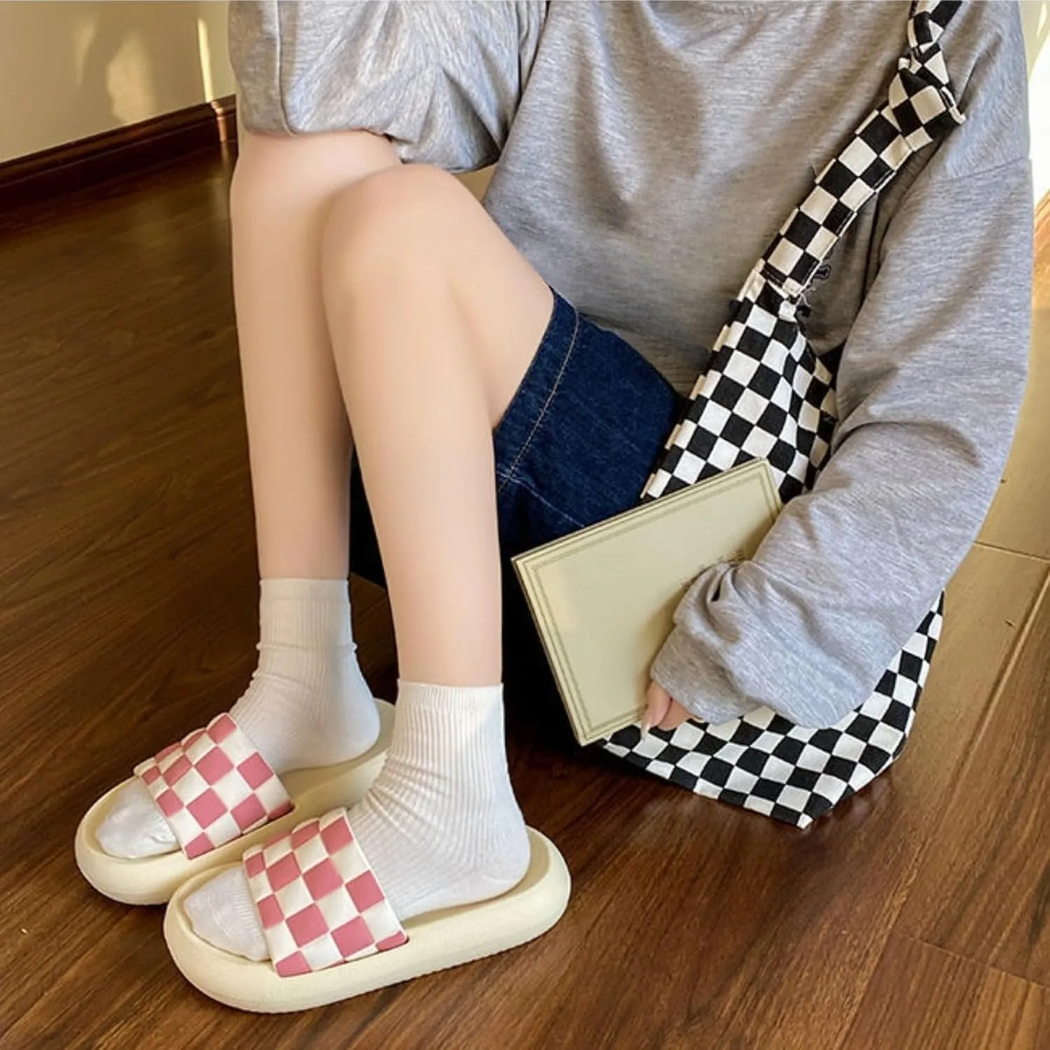 Checkered Slippers for Women Men Checkerboard Open Toe Slides Sandals Indoor House Shoes Soft Thick Sole Slippers Summer Outdoor Slip On Beach Slides Couple Home Slippers