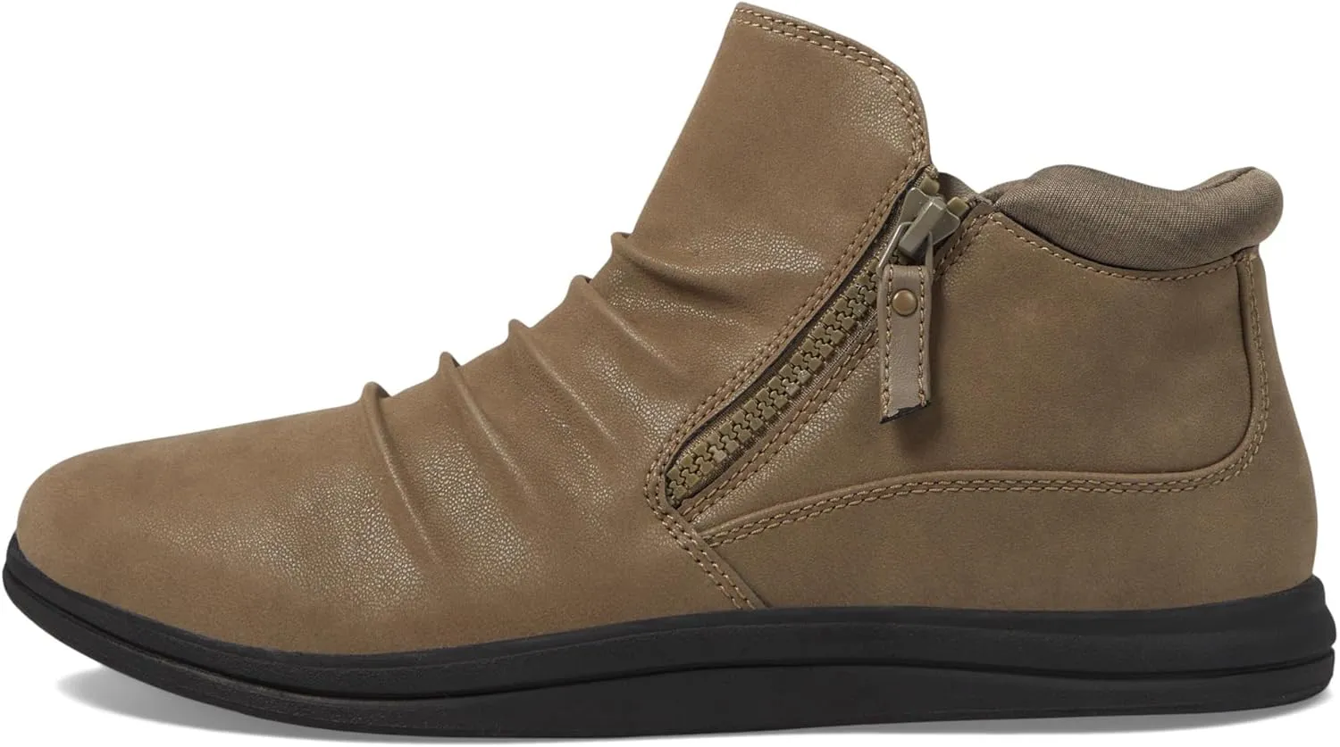 Clarks Women's Breeze Range Ankle Boot