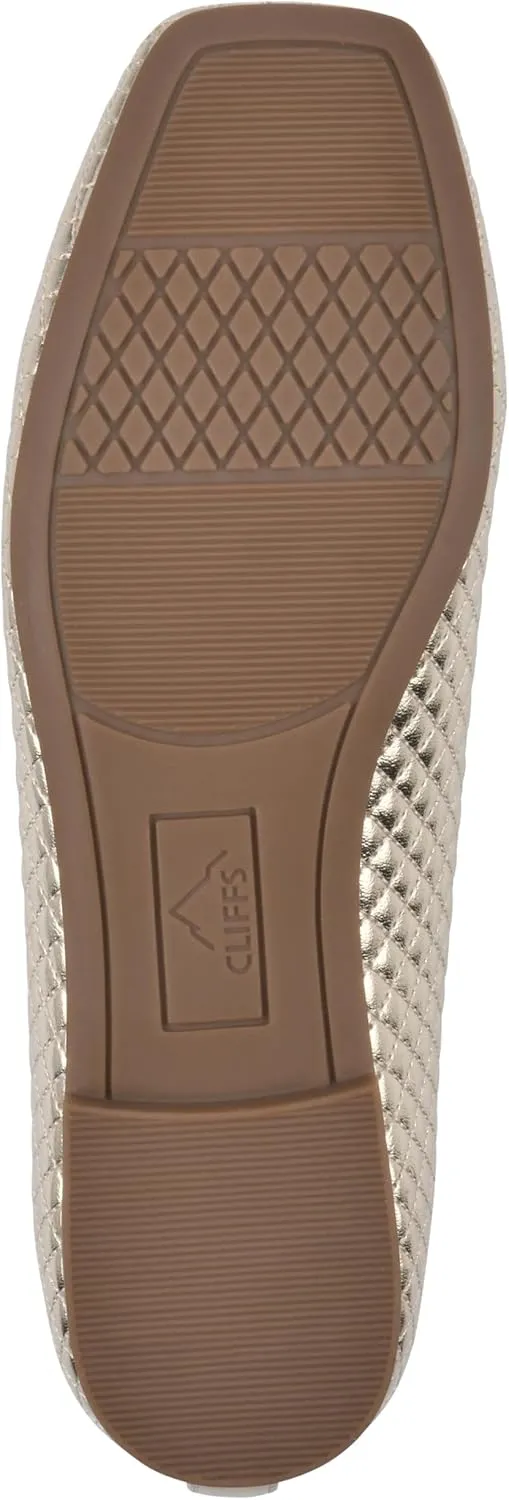 CLIFFS BY WHITE MOUNTAIN Women's Bessy Quilted Ballet Flat