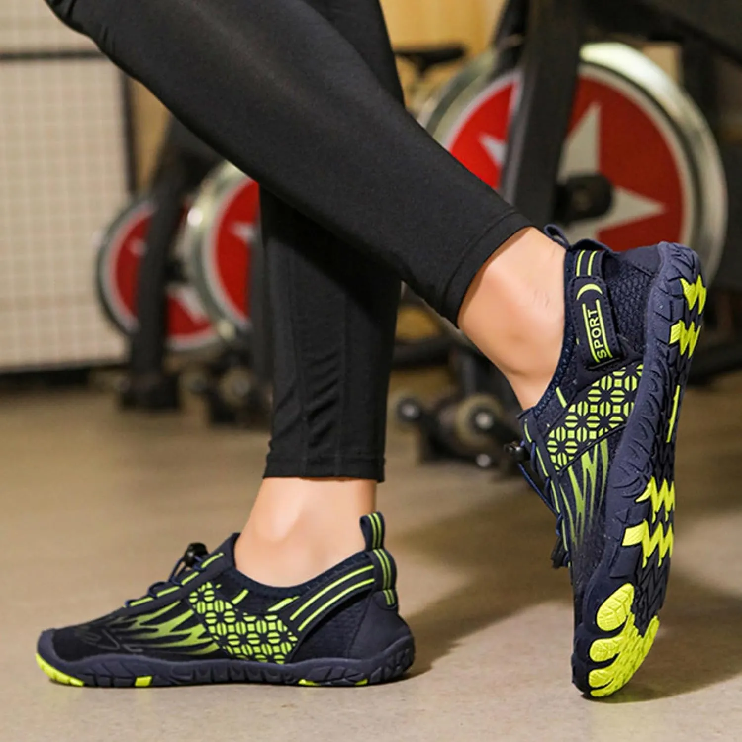Couple Sports Shoes Outdoor Wading Non Slip Beach Shoes Diving Shoes Swimming Riding Women's Fresh Foam X-70 V1 Sneaker