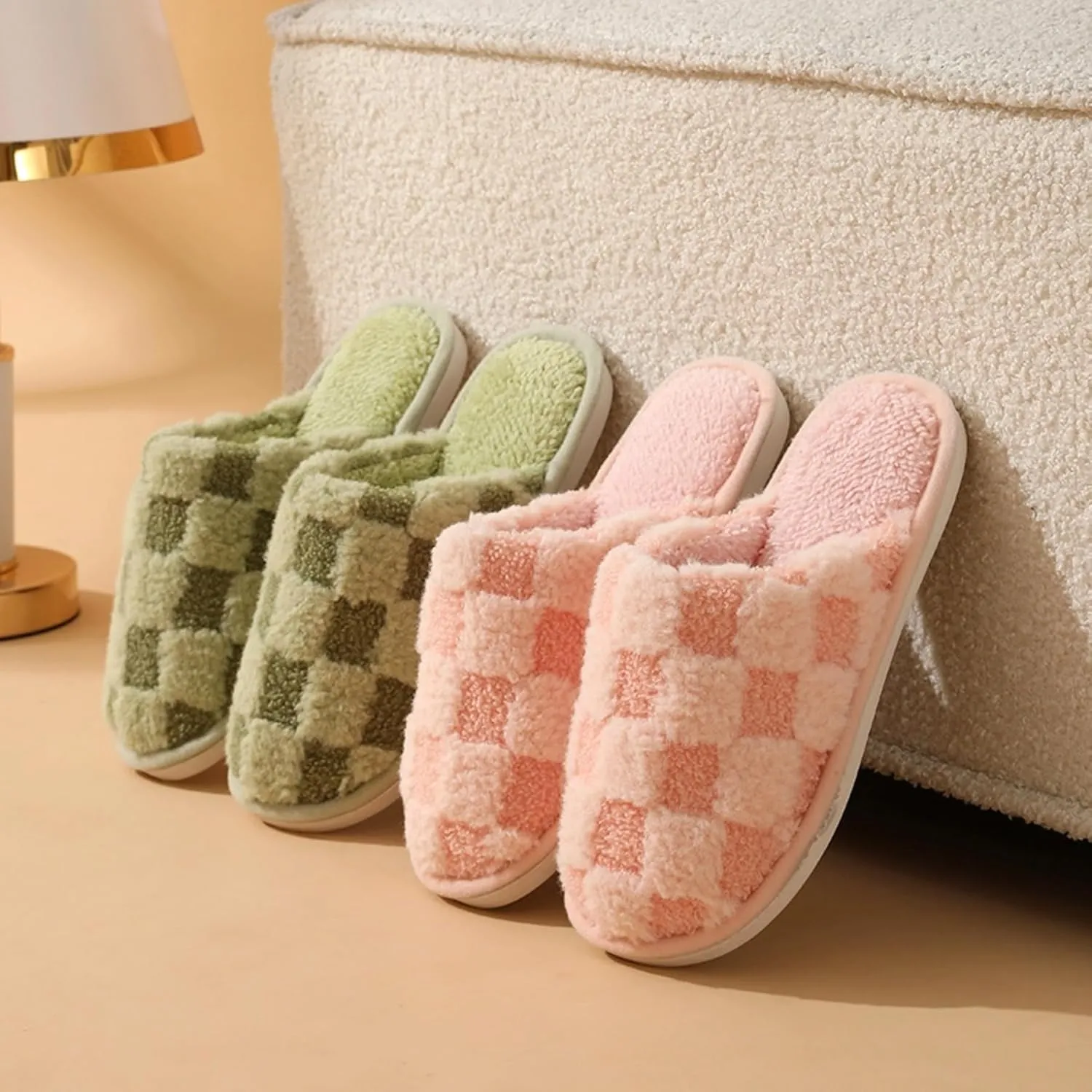 Cozy Plush Checkered Slippers for Women Men Winter Warm Indoor Cotton House Shoes with Soft Sole Lightweight Portable