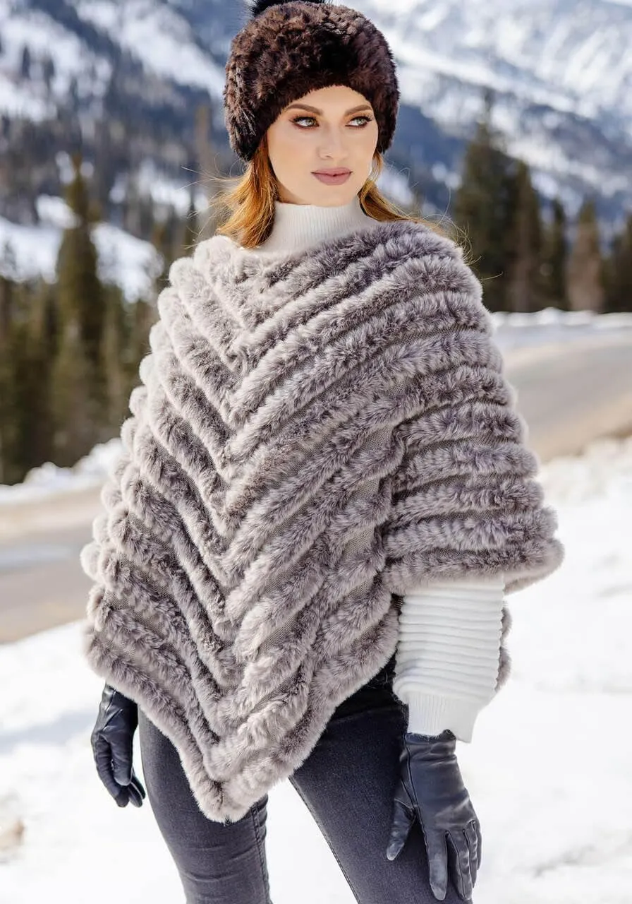 Fabulous-Furs Donna Salyers Faux Fur Deluxe Knitted Fur Poncho