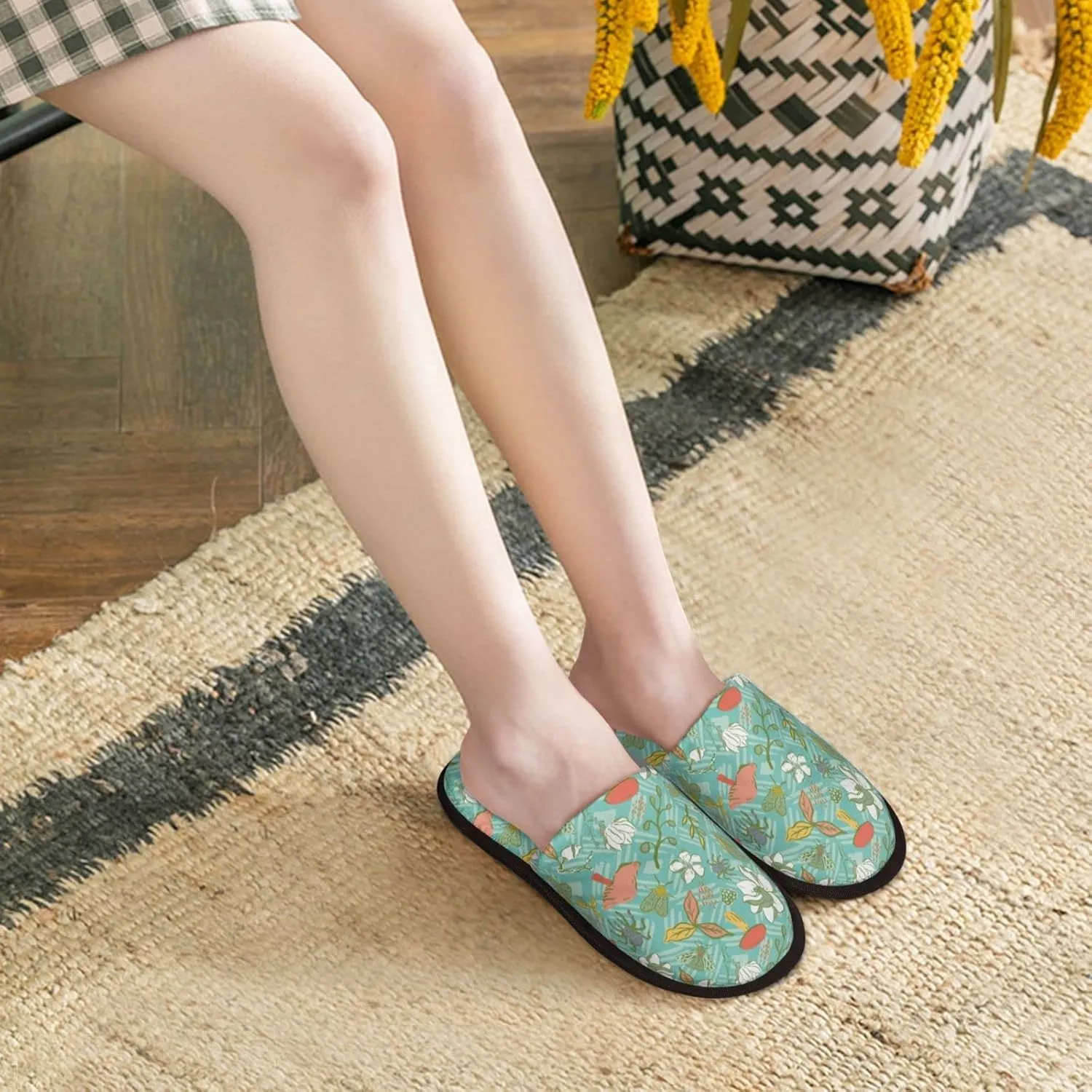 Feather Royale Unisex Slip On House Slippers Closed Toe Indoor Home Slipper For Men Women Comfy Cozy Soft Non-Slip Bedroom Slippers Houseshoes