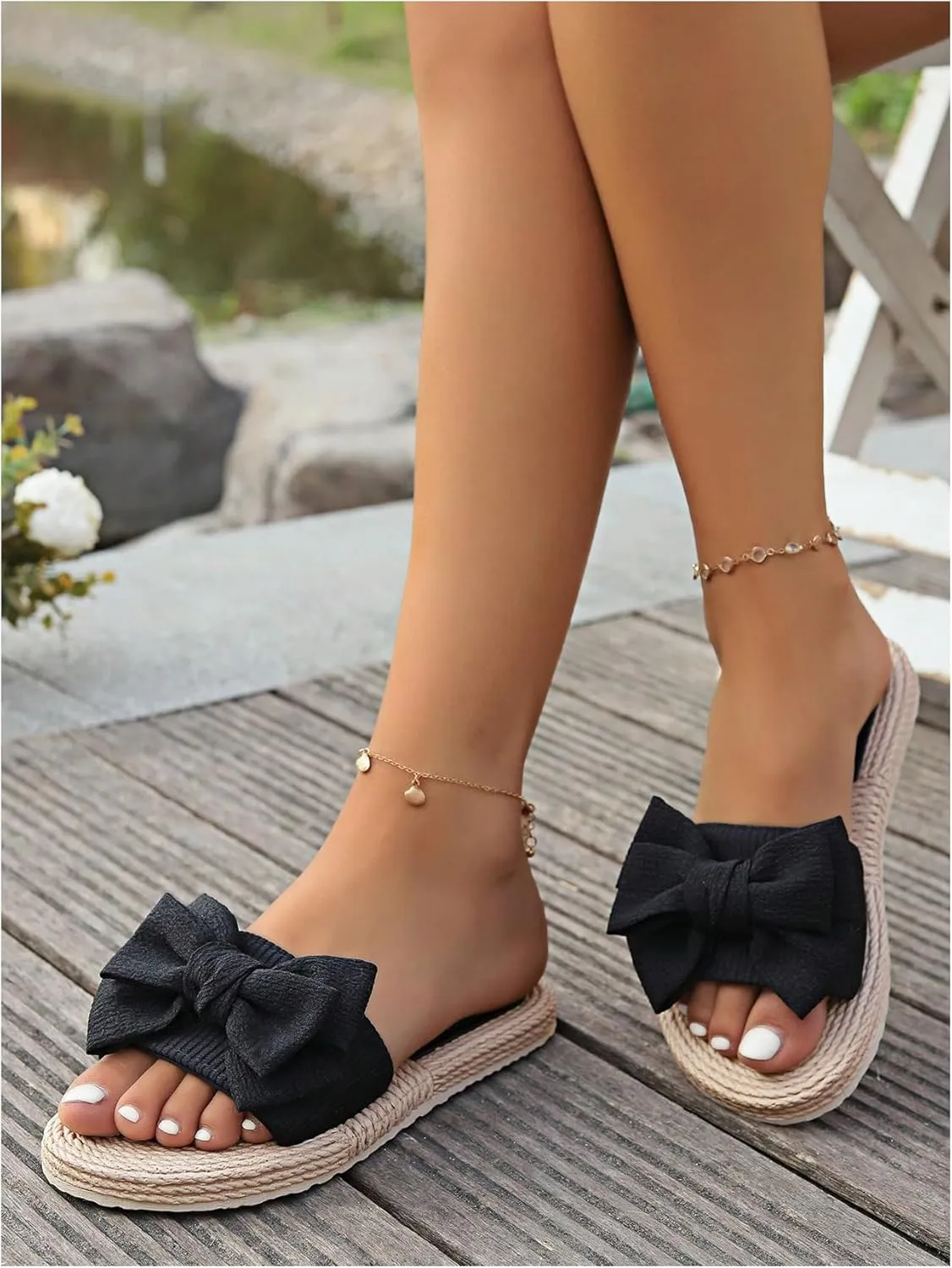 GORGLITTER Women's Bow Flat Sandals Straw Open Toe Dressy Boho Summer Beach Sandals