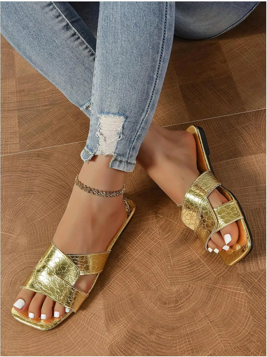 GORGLITTER Women's Metallic Flat Sandals Slip on Open Toe Wedding Vacation Slide Sandals