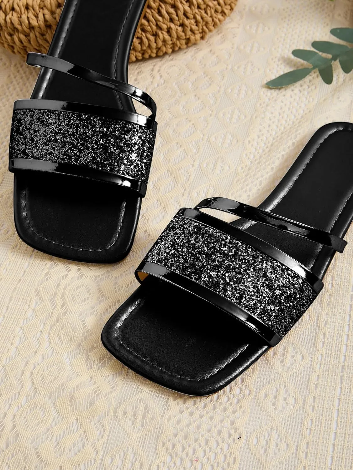 GORGLITTER Women's Sequin Flat Sandals Metallic Fashion Dressy Sandals