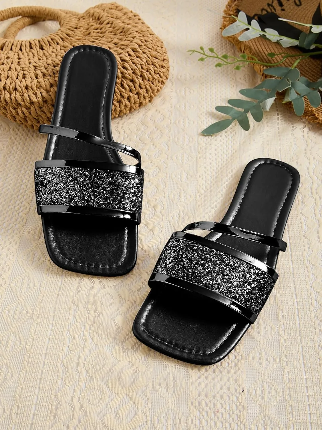 GORGLITTER Women's Sequin Flat Sandals Metallic Fashion Dressy Sandals