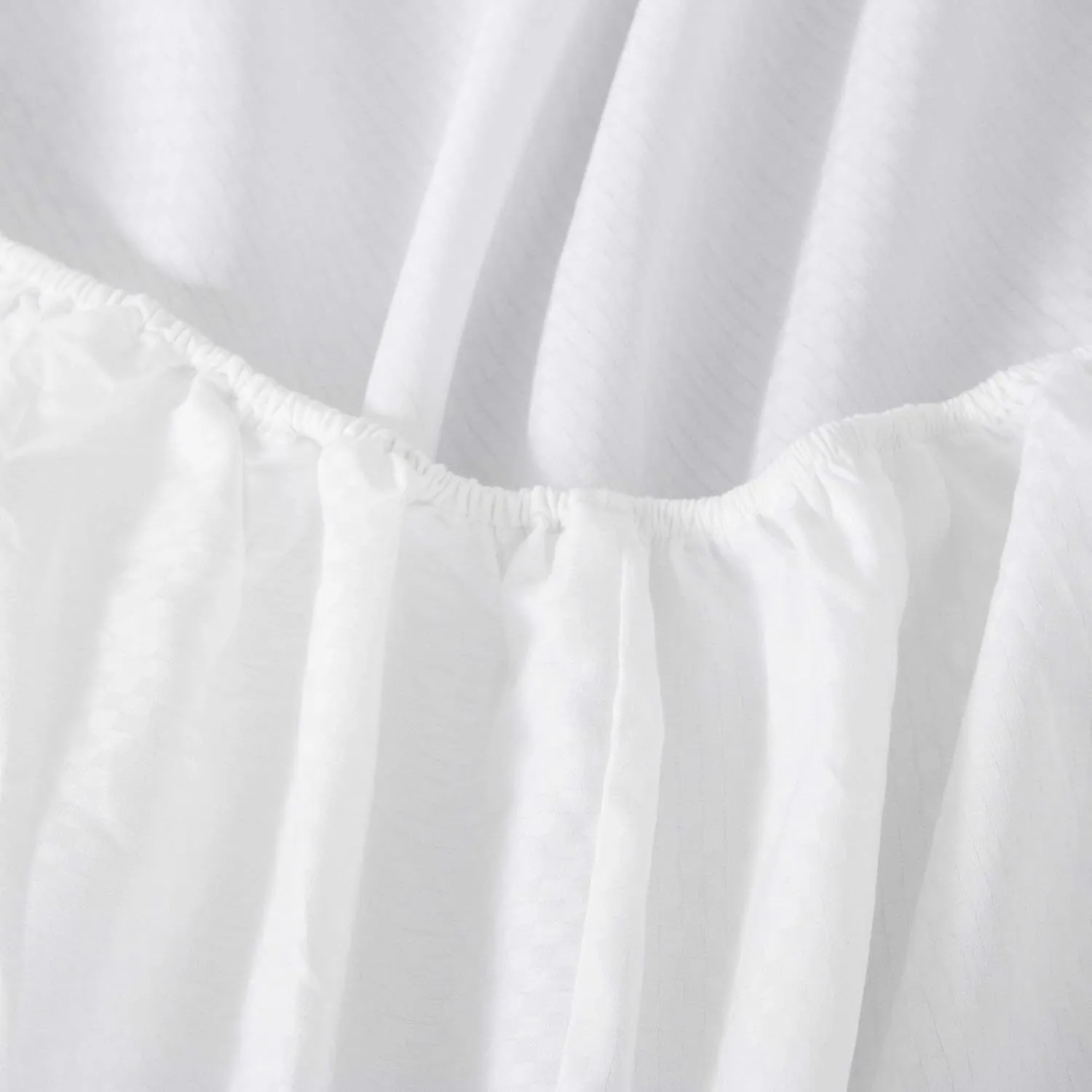 H by Frette Checkered Sateen Standard Bed Bundle (California King) - Luxury All-White Bedding Bundle/Includes Pillowcases, Fitted Sheet, and Duvet Cover