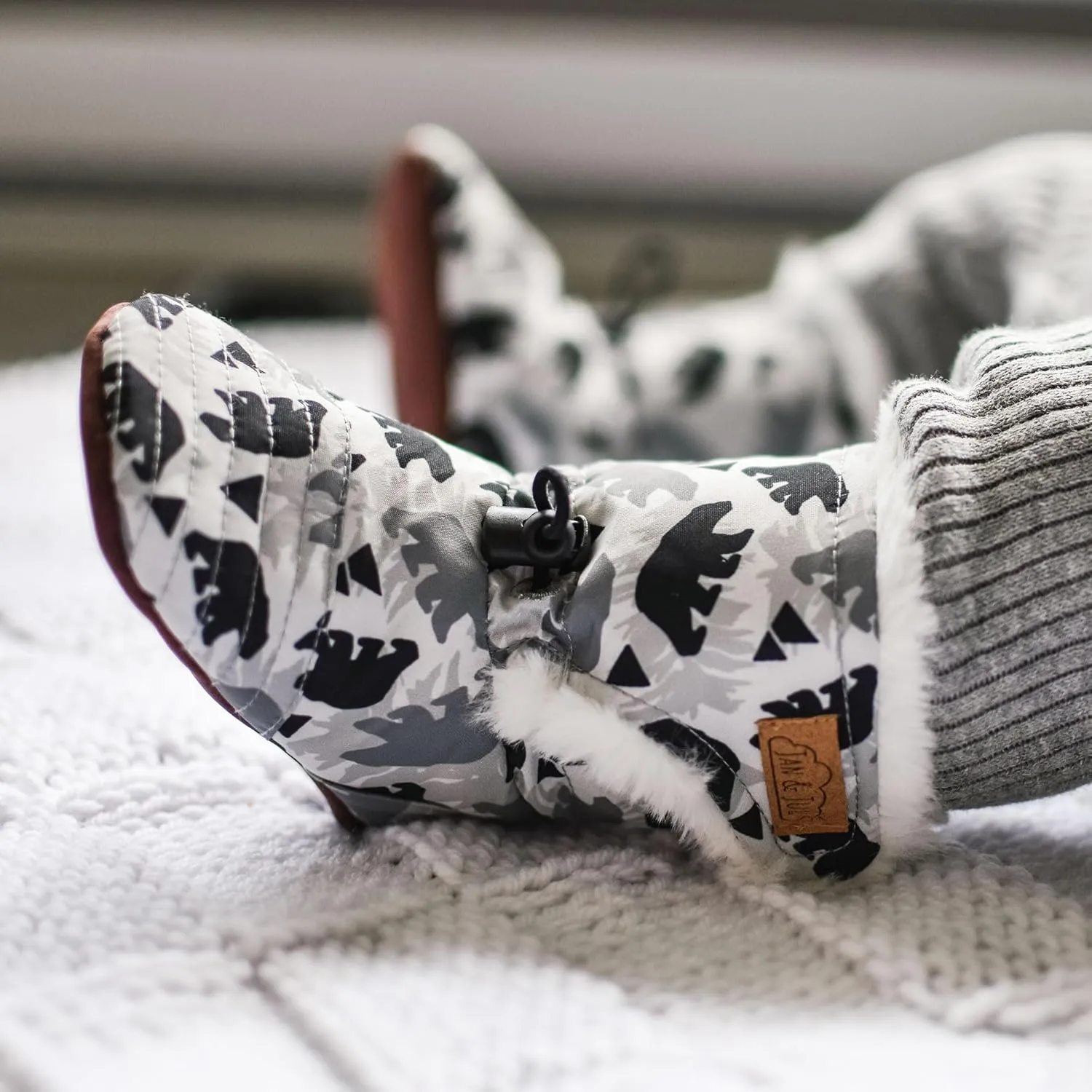 JAN & JUL Faux Fur Lined Winter Booties for Babies and Toddlers