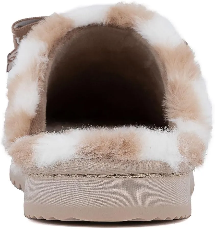 Juicy Couture Women's Faux Fur Slippers – Fuzzy Closed-Toe, Fluffy Winter House Shoes, Comfortable Slip-Ons