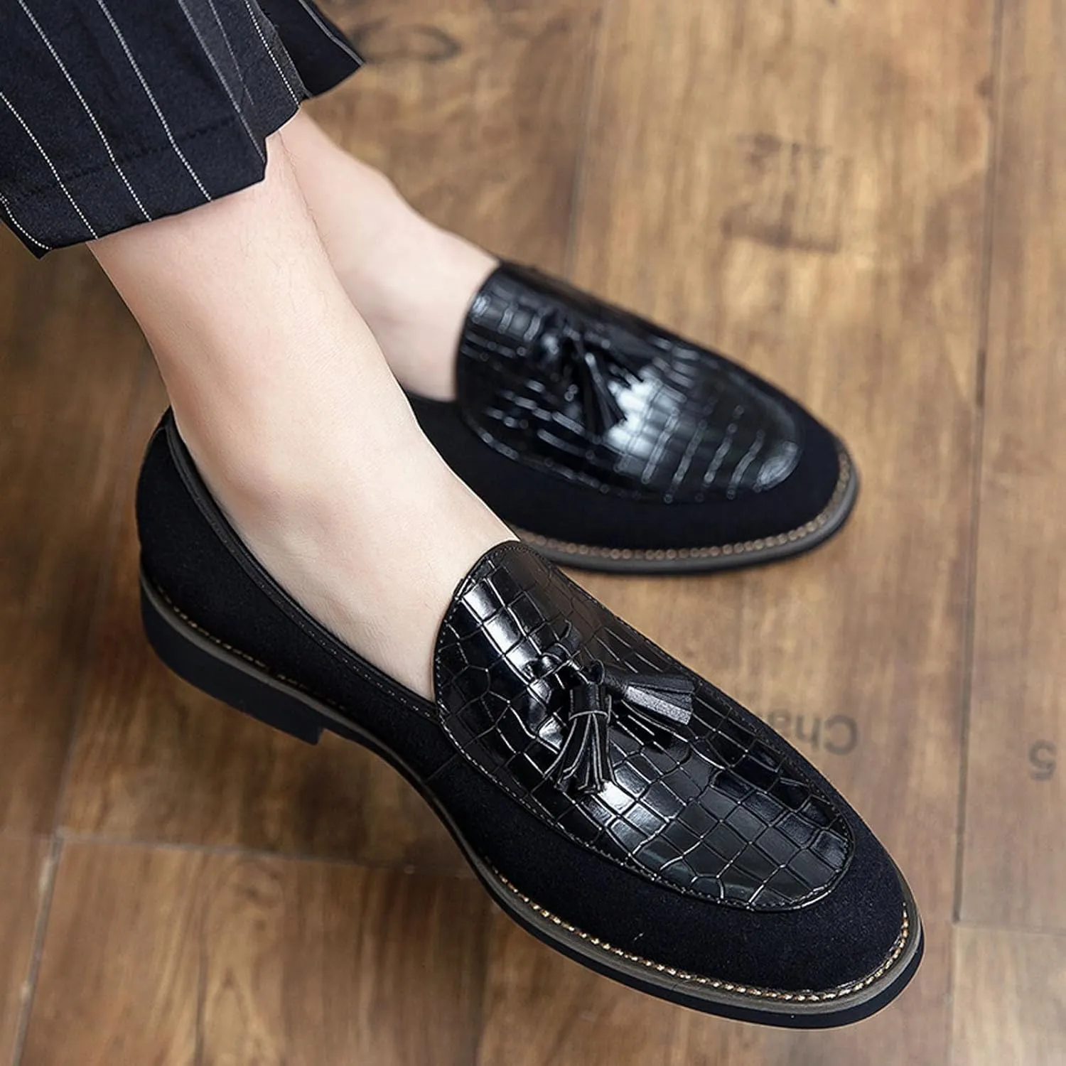 Men Suede Splicing Printed Tassel Penny Loafers Retro Luxury Low Heeled Fashion Slip On Flats Tassel Dress Shoes Comfort Non-Slip Business Formal Wedding Shoes