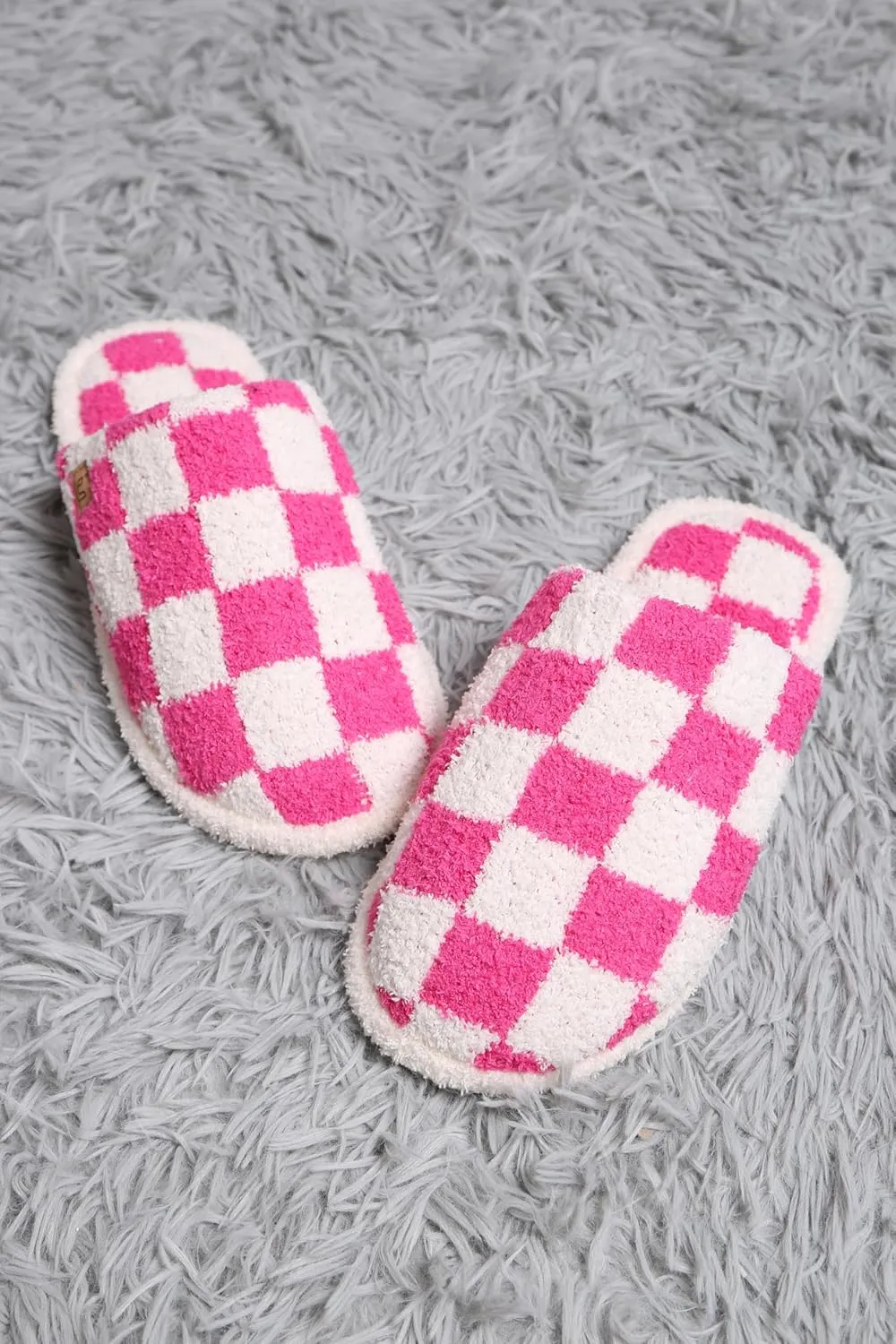 MIRMARU Women’s Animal Print Comfort Fluffy Fuzzy Slip-on House Slippers Open Toe Cross Band Indoor Outdoor Non-Slip Slippers for Women