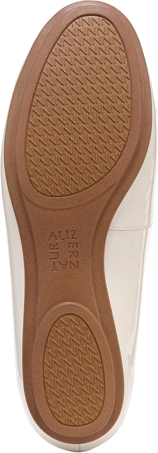 Naturalizer Women's Maxwell-Bit Chain Detail Round Toe Ballet Flat
