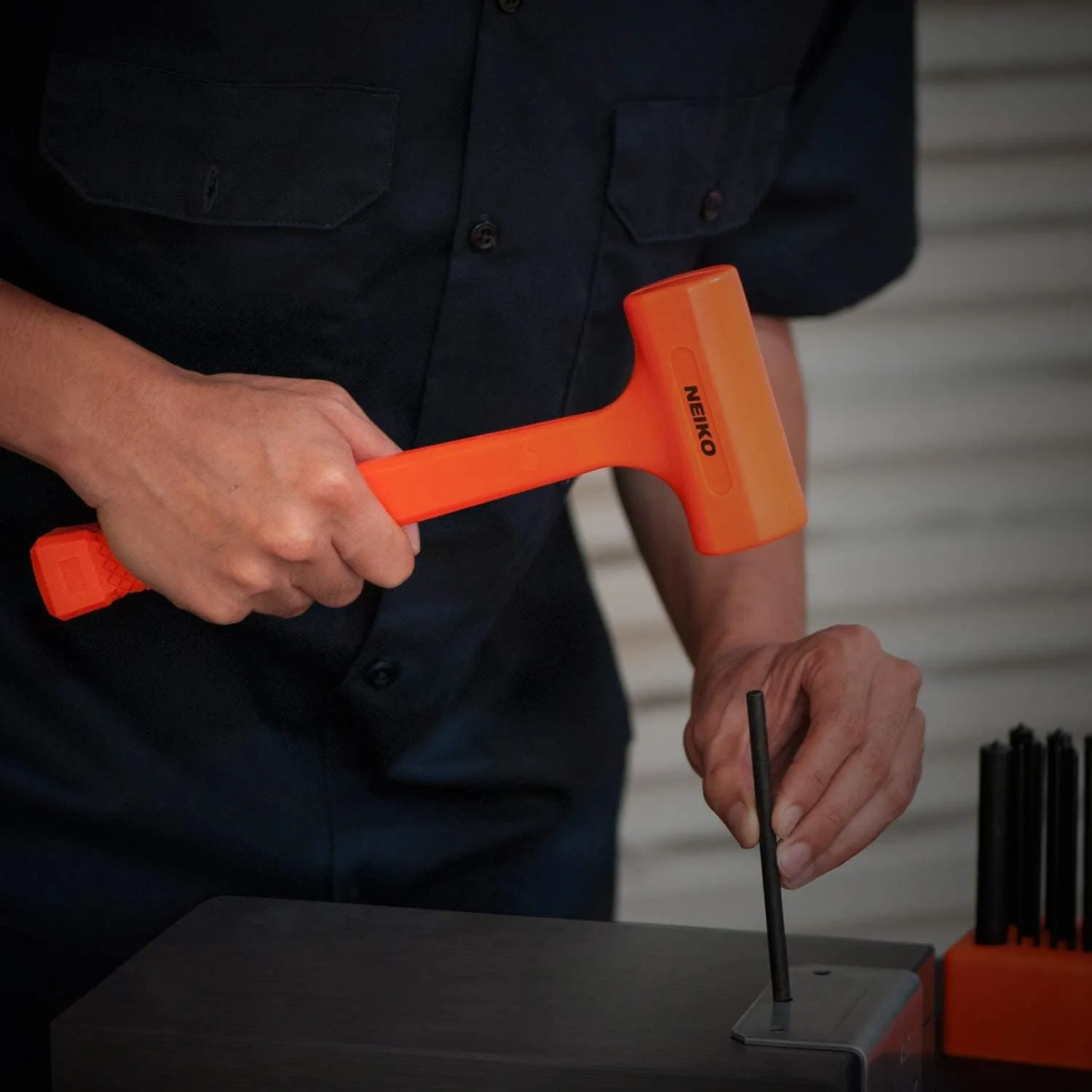 Neiko 02847A 2 LB Dead Blow Hammer, Neon Orange | Unibody Molded | Checkered Grip | Spark and Rebound Resistant