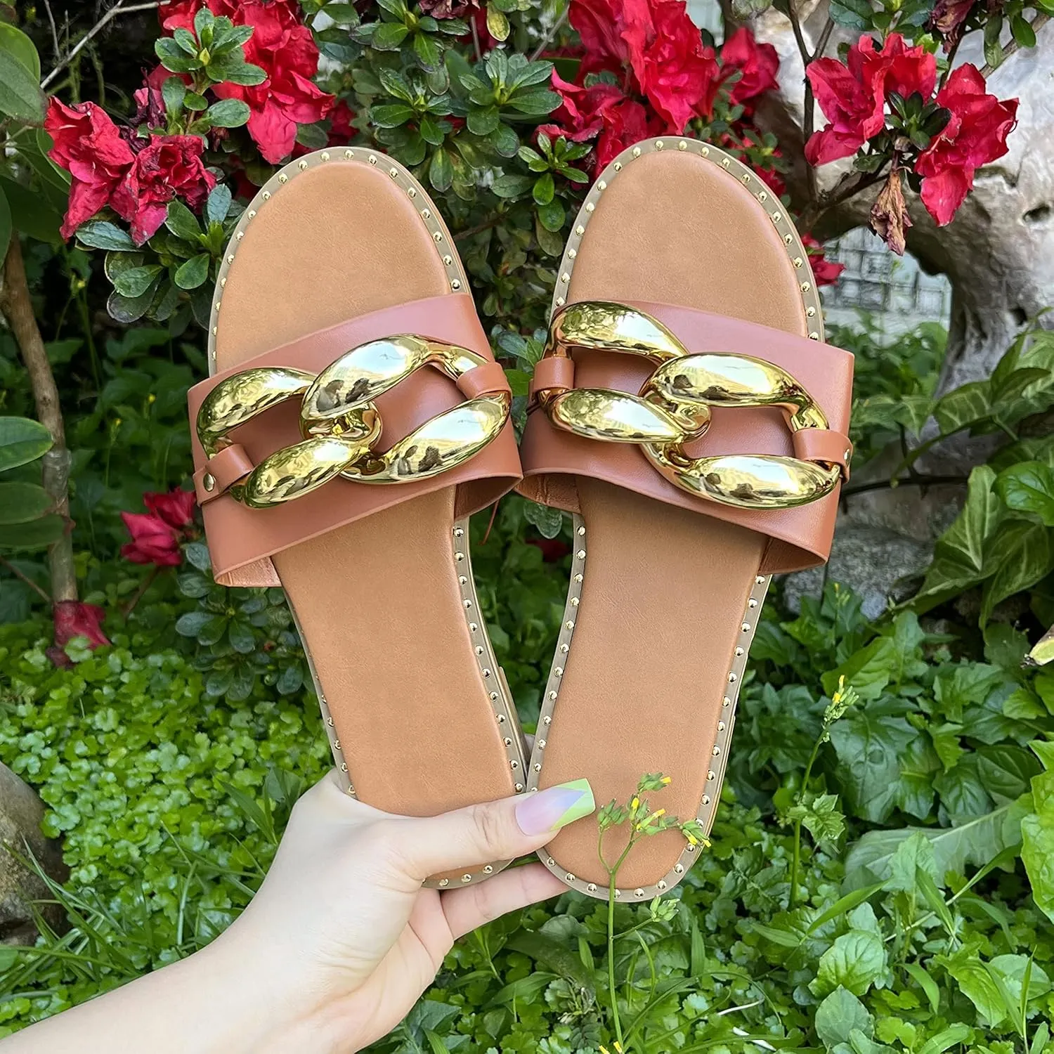 pearl&she Women's Leather Flat Slippers Metallic Link Chains Slip On Summer Indoor and Outdoor Slide Sandals