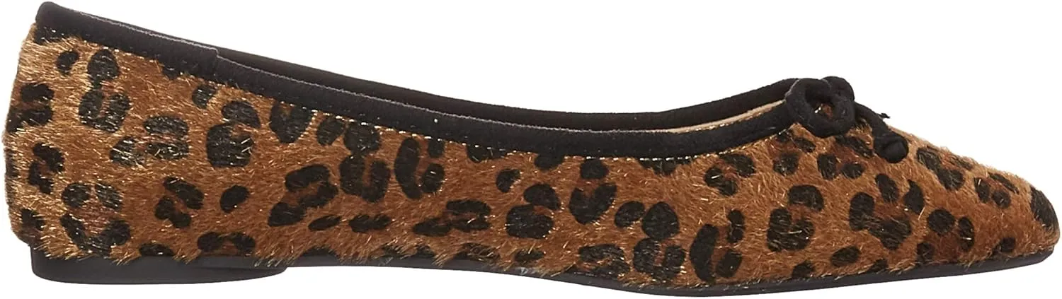 Penny Loves Kenny Women's Nip Ballet Flat