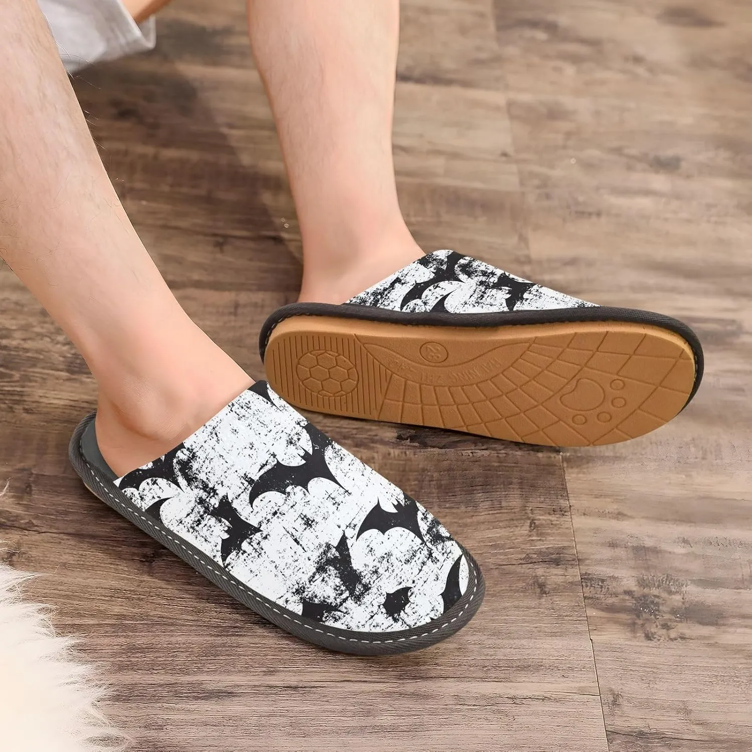 Rustic Bats House Slippers for Women Men, Warm Slipper Rubber Sole Memory Foam Indoor Outdoor 4-5