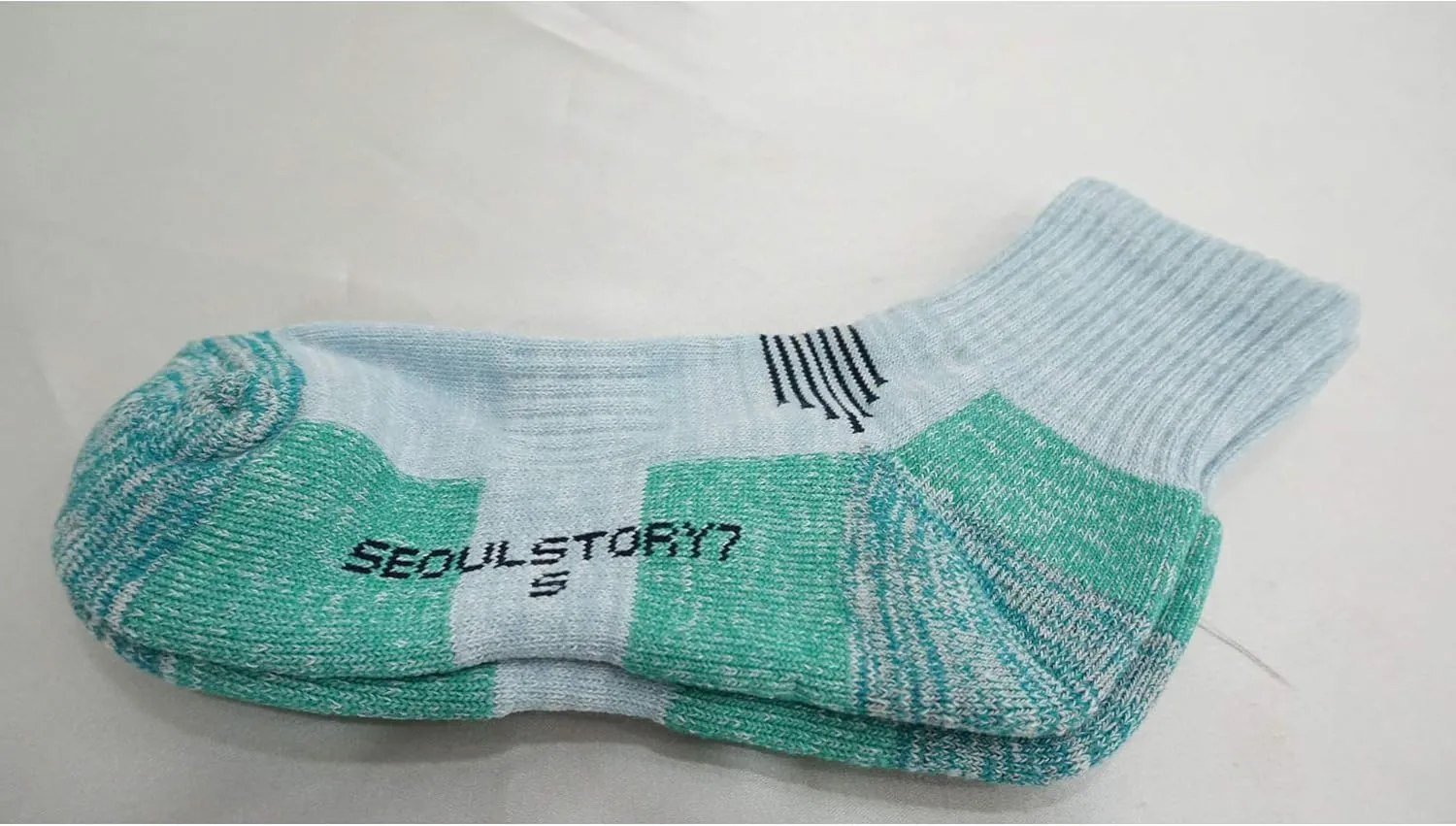 SEOULSTORY7 5pack Women Mid Cushion Low Hiking/Camping/Performance Socks