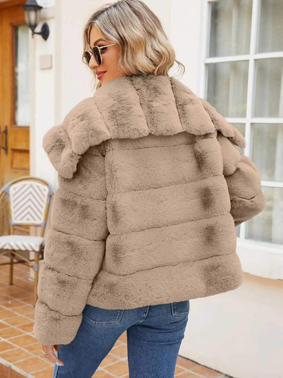 Simplee Apparel Womens Faux Fur Coat Fleece Cropped Jacket Long Sleeve Fur Coats Warm Winter Jackets 2024