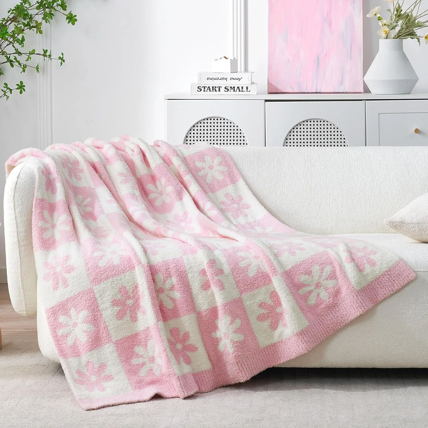 Snuggle Sac Checkered Blanket, Pink Flower Throw Blanket for Couch Plaid Microfiber Fluffy Warm Cozy Fuzzy Soft Throw Blanket Reversible Checkerered Blankets for Sofa, Chair, Bed, 50x60 inches