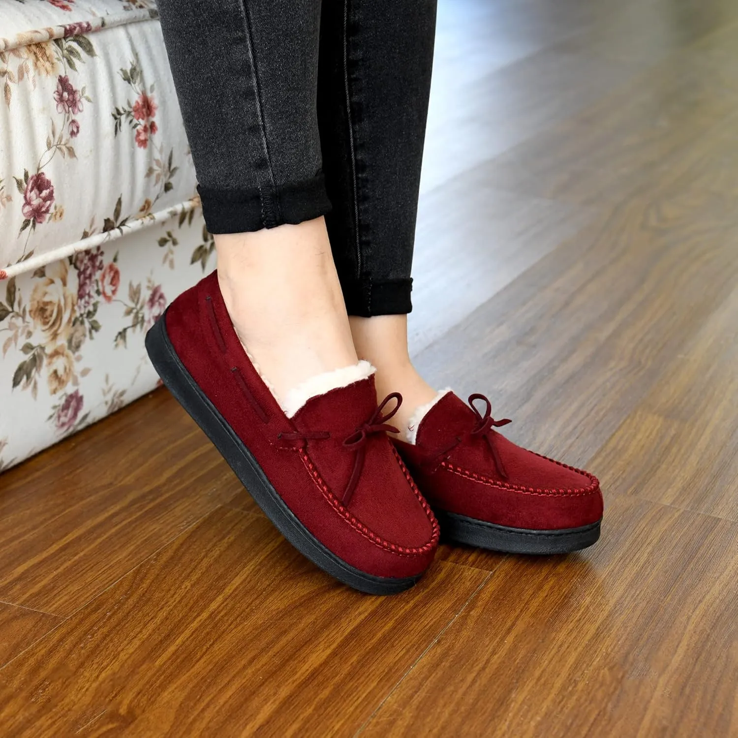 Temi Womens Moccasin House Slippers,Suede Memory Foam Warm Winter Cozy Bedroom Slippers for Women,Fuzzy Fur Soft Ladies Non-slip Indoor Houseshoes