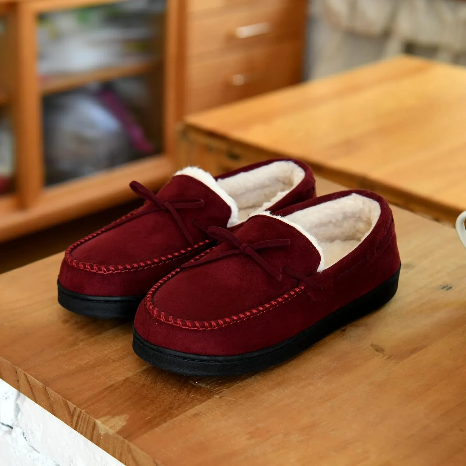 Temi Womens Moccasin House Slippers,Suede Memory Foam Warm Winter Cozy Bedroom Slippers for Women,Fuzzy Fur Soft Ladies Non-slip Indoor Houseshoes