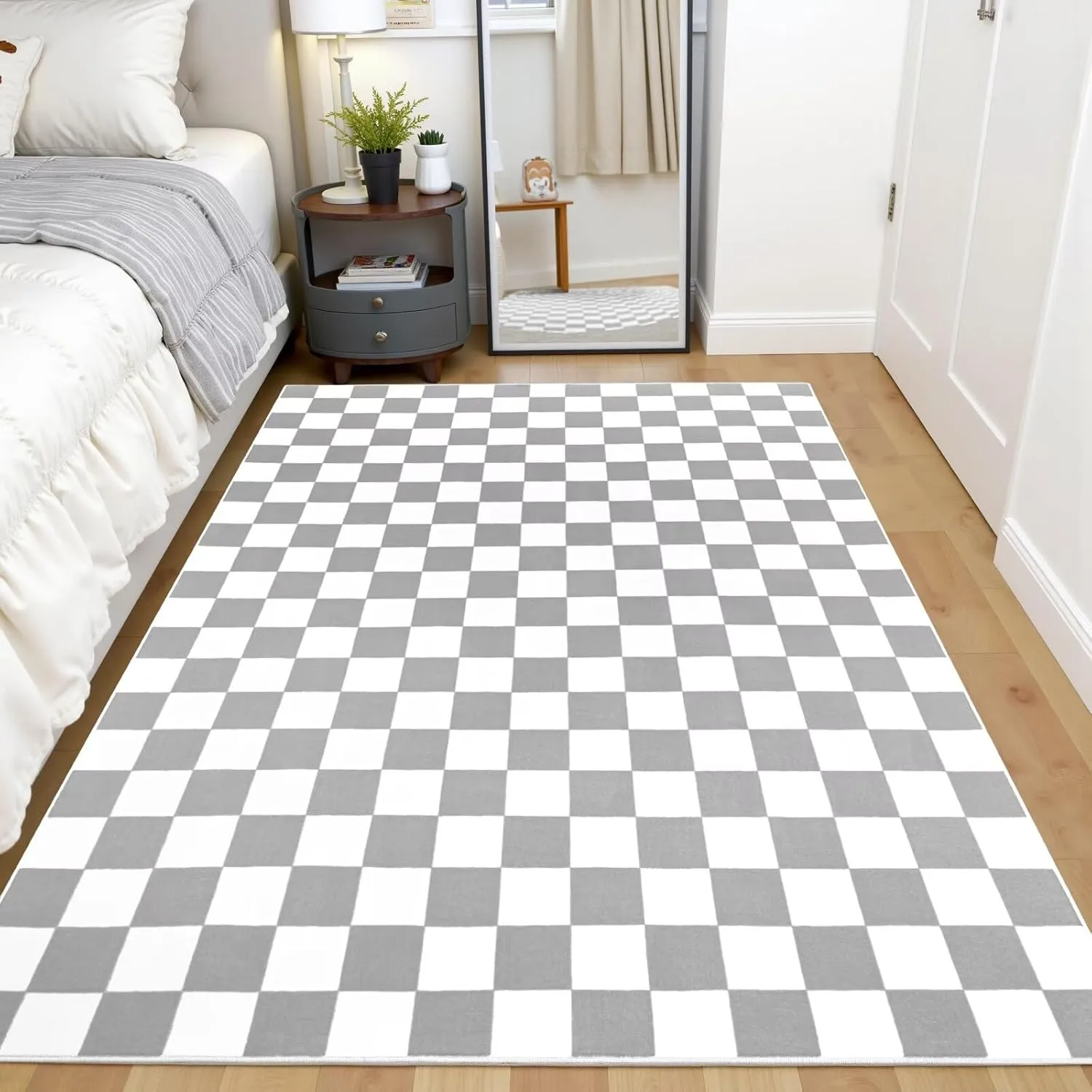 Terrug Grey and White Checkered Rug for Living Room Bedroom, 4x6 Soft Washable Area Rug with Non Slip, Low Pile Stain Resistance Carpet for Kids Room Entryway Kitchen Dorm