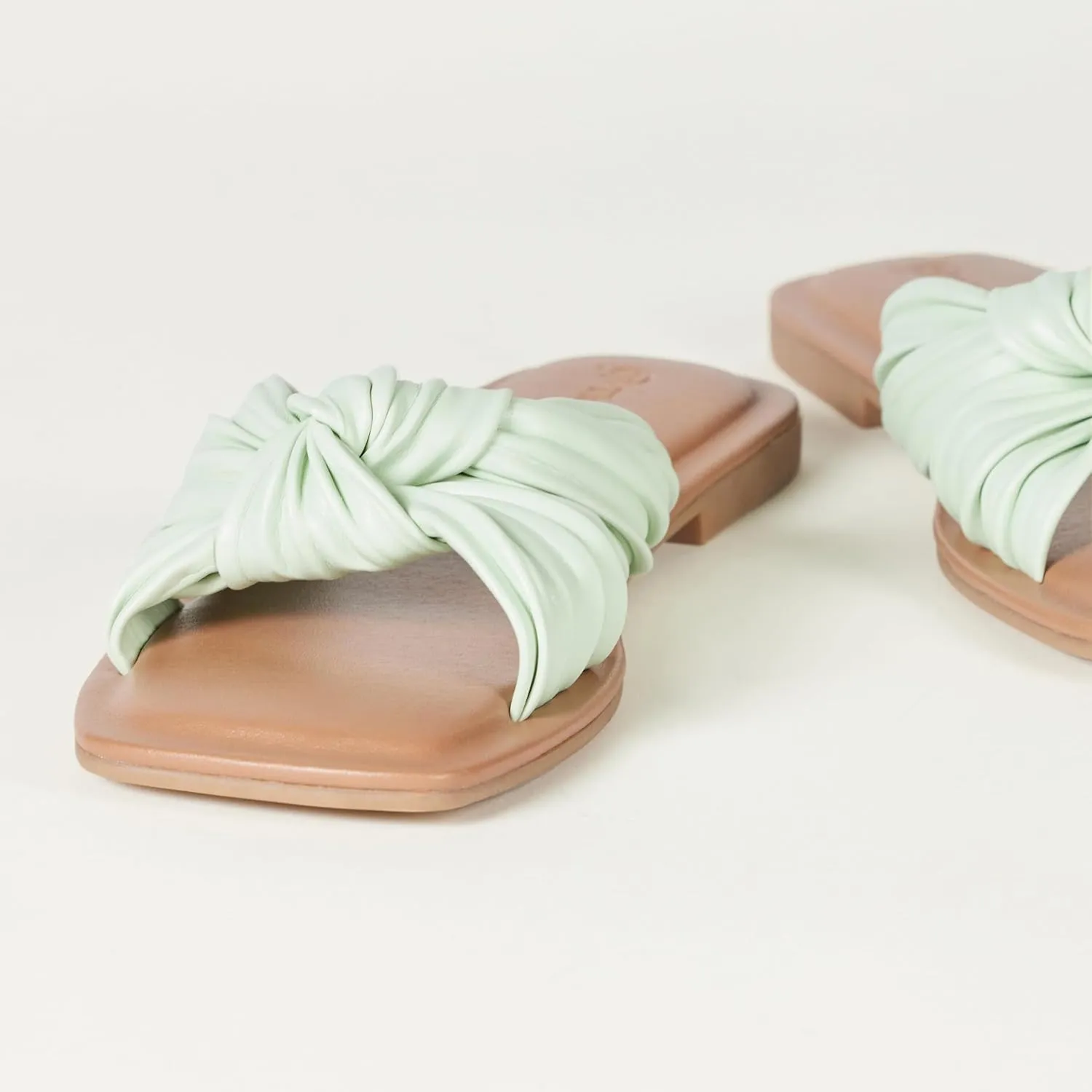 The Drop Women's Ida Bow Flat Sandal Slippers
