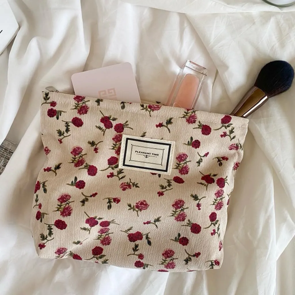 Travel Checkered Makeup Bag, Corduroy Cosmetic Bag for Purse, Small Cosmetic Zipper Pouch Cute Travel Checkered Makeup Bag Gift for Women,Girls (beige flower)