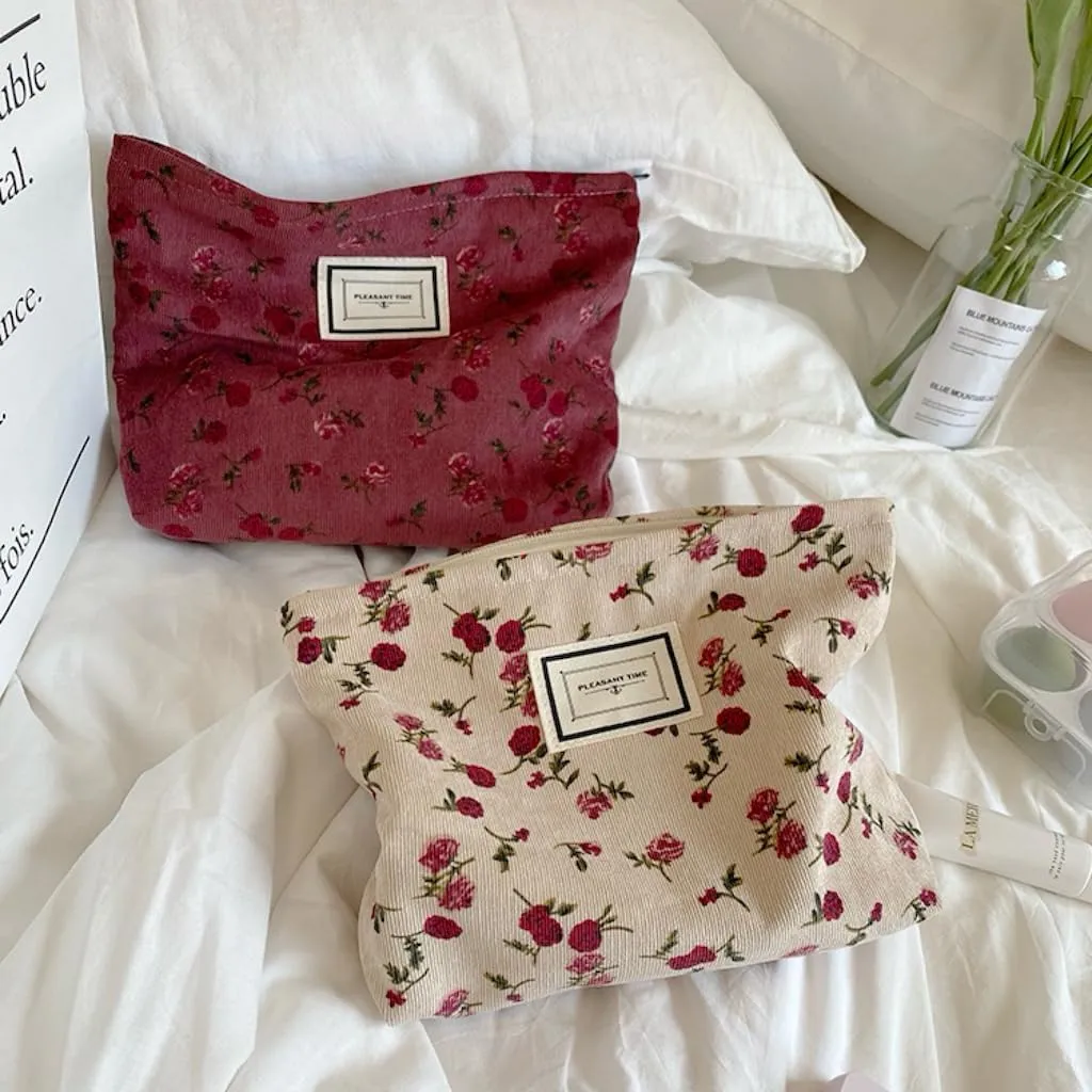 Travel Checkered Makeup Bag, Corduroy Cosmetic Bag for Purse, Small Cosmetic Zipper Pouch Cute Travel Checkered Makeup Bag Gift for Women,Girls (beige flower)