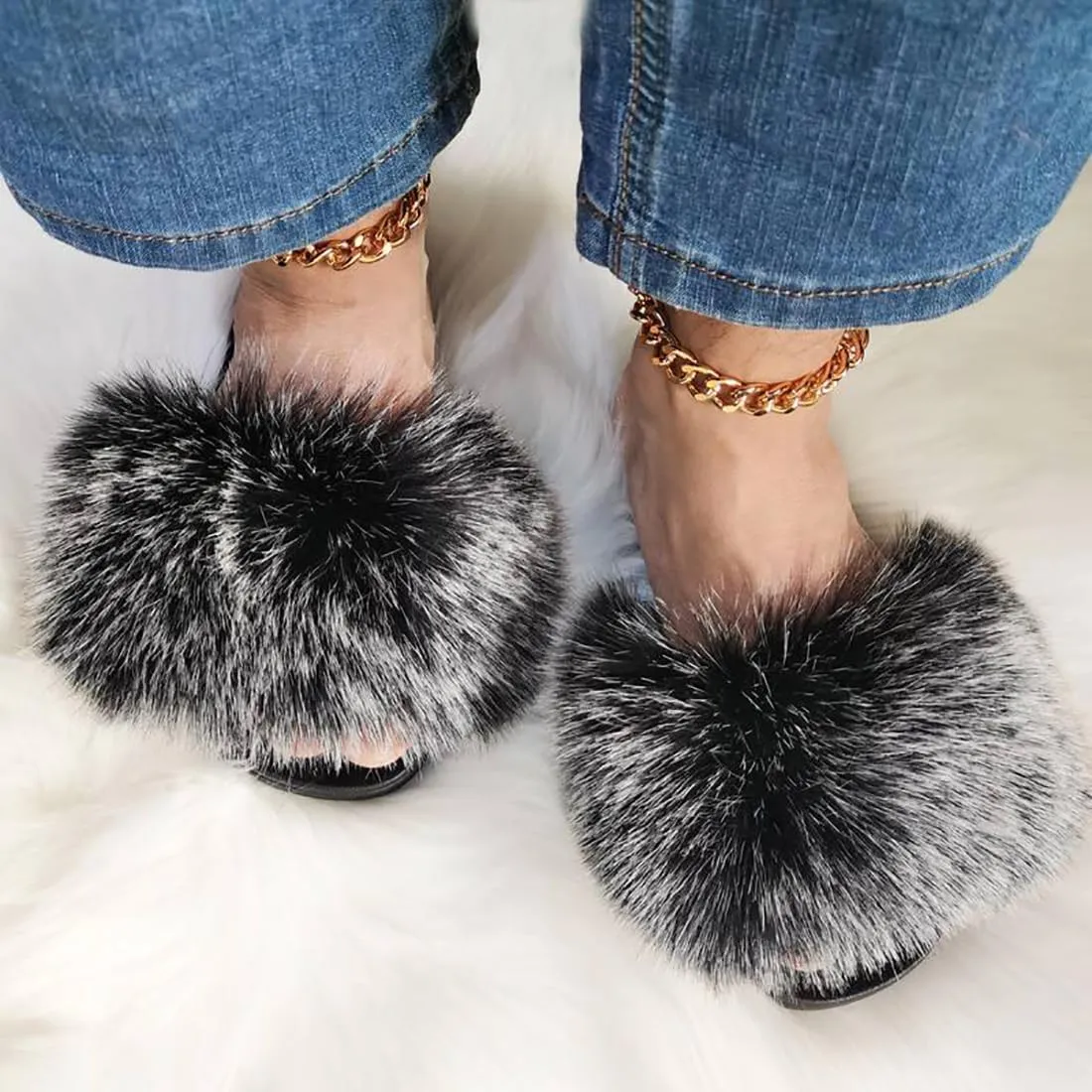 Women's Faux Fur Slides Fluffy Furry Open Toe Slippers Fuzzy Non-Slip Outdoor Sandals