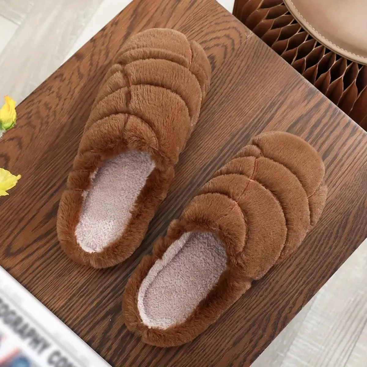 Womens Mens Dachshund Slippers Cute Dog Cartoon Bow Slippers Fuzzy Warm Plush Couple House Shoes